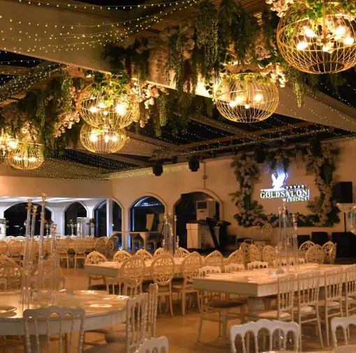 Gold Salon